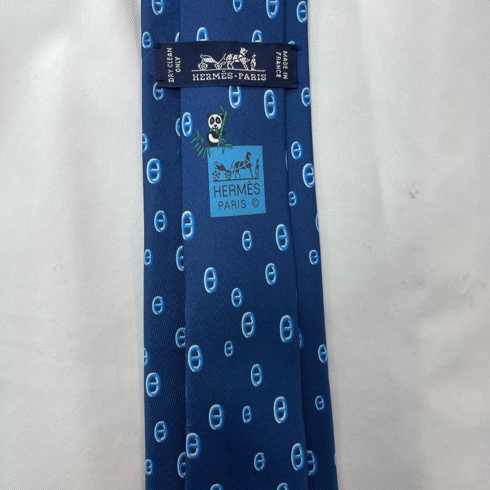 Hermès 100% Silk Men’s Tie “Maillon Panda” 6310 PA